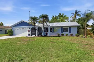 1534 Georgetowne Ln, Sarasota, FL 34232 - Photo 2