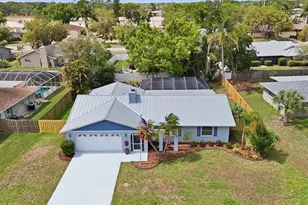 1534 Georgetowne Ln, Sarasota, FL 34232 - Photo 4