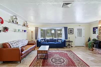 1534 Georgetowne Lane, Sarasota, FL 34232 - Photo 6