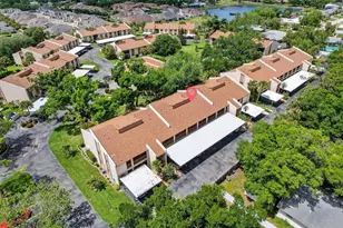 2522 Clubhouse Dr, Sarasota, FL 34232 - Photo 32