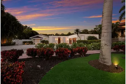 103 Fillmore Drive, Sarasota, FL 34236 - Photo 2