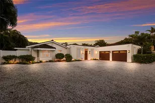 103 Fillmore Dr, Sarasota, FL 34236 - Photo 2