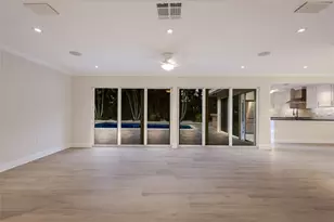 103 Fillmore Dr, Sarasota, FL 34236 - Photo 14