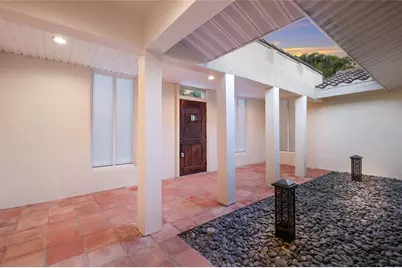 103 Fillmore Drive, Sarasota, FL 34236 - Photo 8