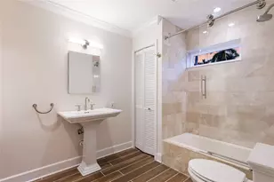 103 Fillmore Dr, Sarasota, FL 34236 - Photo 36