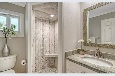 121 Holly Avenue, Sarasota, FL 34243 - Photo 26