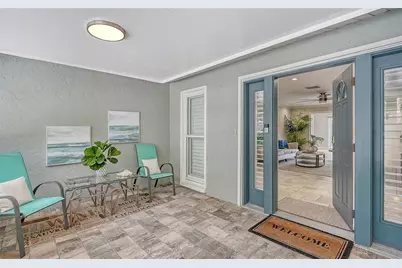 121 Holly Avenue, Sarasota, FL 34243 - Photo 8