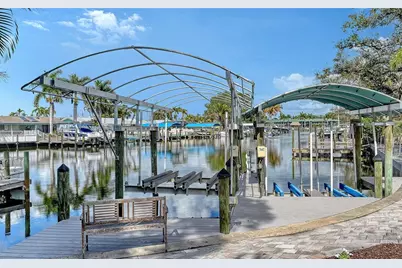 121 Holly Avenue, Sarasota, FL 34243 - Photo 36