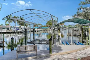 121 Holly Ave, Sarasota, FL 34243 - Photo 36