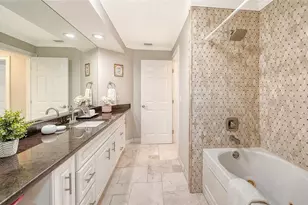 121 Holly Ave, Sarasota, FL 34243 - Photo 28