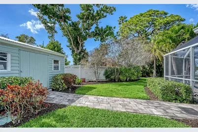 121 Holly Avenue, Sarasota, FL 34243 - Photo 38