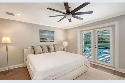 121 Holly Avenue, Sarasota, FL 34243 - Photo 22