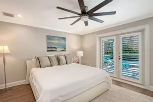 121 Holly Ave, Sarasota, FL 34243 - Photo 22