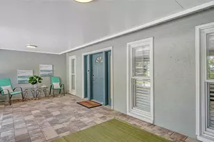 121 Holly Ave, Sarasota, FL 34243 - Photo 8