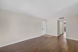 1112 W Main St, Leesburg, FL 34748 - Photo 10