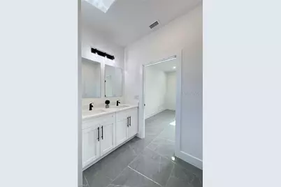 842 Giorgio Avenue S, Lehigh Acres, FL 33974 - Photo 10