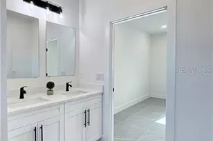 842 Giorgio Ave S, Lehigh Acres, FL 33974 - Photo 10