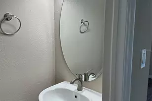 1559 7th Ave W, Bradenton, FL 34205 - Photo 32