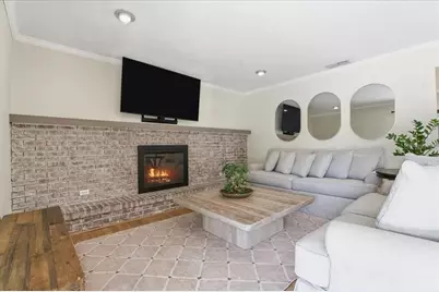 1467 Georgetowne Drive, Sarasota, FL 34232 - Photo 6