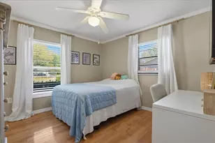 1467 Georgetowne Dr, Sarasota, FL 34232 - Photo 26