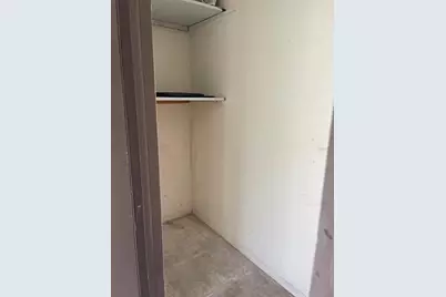 2807 48th Ave Dr W, Bradenton, FL 34207 - Photo 12