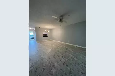 2807 48th Ave Dr W, Bradenton, FL 34207 - Photo 10