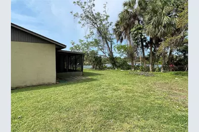 2807 48th Ave Dr W, Bradenton, FL 34207 - Photo 26