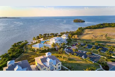 289 Sapphire Lake Drive #202, Bradenton, FL 34209 - Photo 34