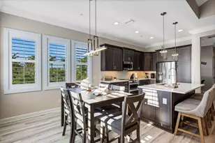 289 Sapphire Lake Dr, Bradenton, FL 34209 - Photo 12