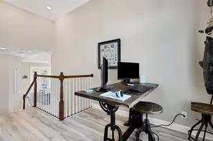 289 Sapphire Lake Dr, Bradenton, FL 34209 - Photo 16