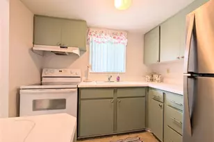 2309 Canal Dr, Bradenton, FL 34207 - Photo 2