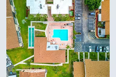 2657 Woodgate Lane #E4, Sarasota, FL 34231 - Photo 18