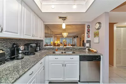 2657 Woodgate Lane #E4, Sarasota, FL 34231 - Photo 6