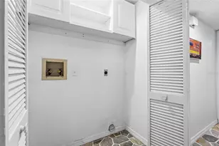 3324 Thornwood Rd, Sarasota, FL 34231 - Photo 36