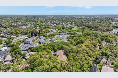 3324 Thornwood Road #3324, Sarasota, FL 34231 - Photo 40