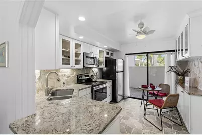 3324 Thornwood Road #3324, Sarasota, FL 34231 - Photo 6