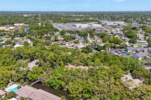 3324 Thornwood Rd, Sarasota, FL 34231 - Photo 42