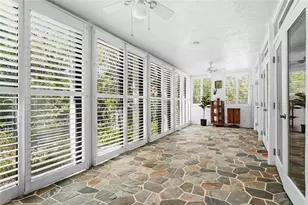 3324 Thornwood Rd, Sarasota, FL 34231 - Photo 8