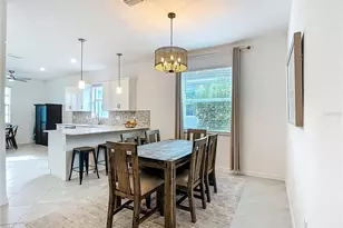 11375 Burgundy Dr, Venice, FL 34293 - Photo 6