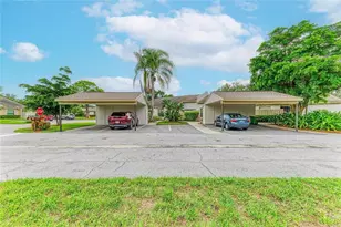 3405 Tallywood Ln, Sarasota, FL 34237 - Photo 2