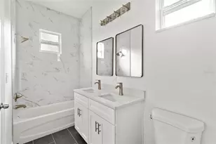 3707 20th St E, Bradenton, FL 34208 - Photo 8