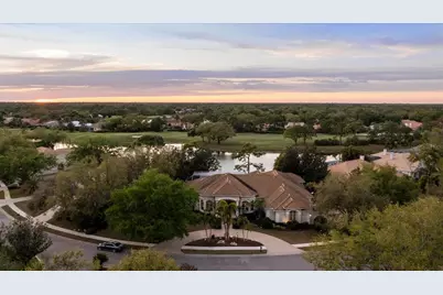 8112 Collingwood Court, University Park, FL 34201 - Photo 2