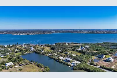 925 Bayshore Drive, Terra Ceia, FL 34250 - Photo 54