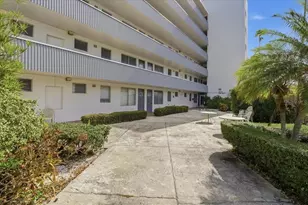 200 N Betty Ln, Clearwater, FL 33755 - Photo 36