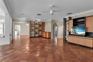 1714 South Dr, Sarasota, FL 34239 - Photo 12
