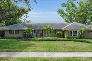 1714 South Dr, Sarasota, FL 34239 - Photo 2