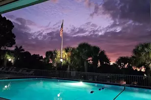 2321 Canalbluff Pl, Sarasota, FL 34231 - Photo 8