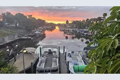 2321 Canalbluff Place #V296, Sarasota, FL 34231 - Photo 2
