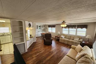 808 53rd Ave E, Bradenton, FL 34203 - Photo 8