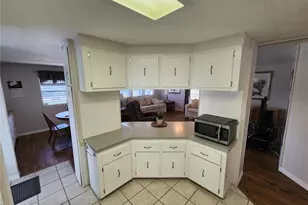 808 53rd Ave E, Bradenton, FL 34203 - Photo 6